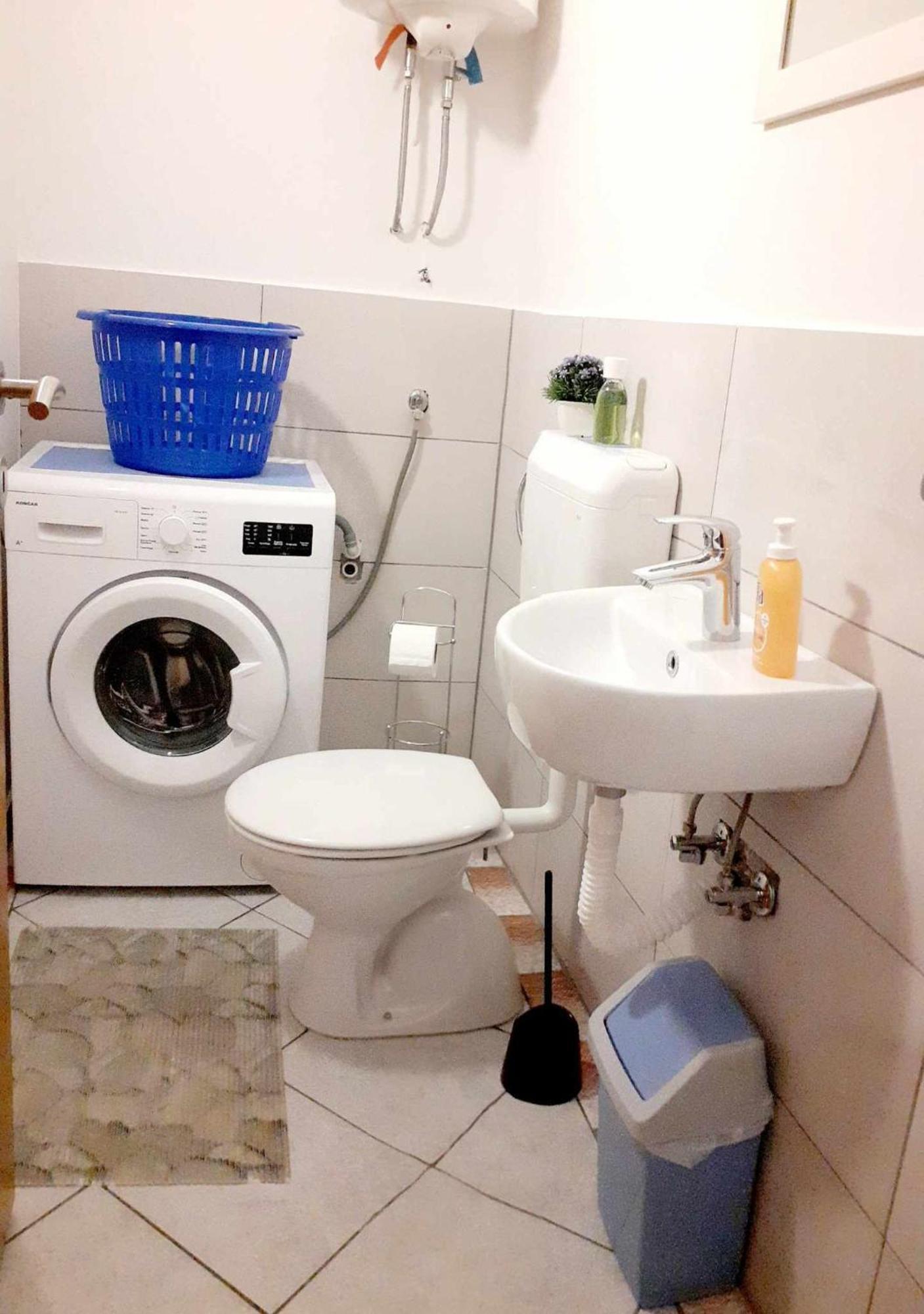 Apartments Rezek Supetarska Draga Ngoại thất bức ảnh